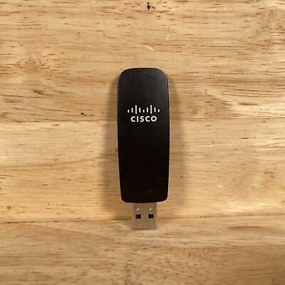 Adaptador LINKSYS Wireless USB 300 Mbps AE1200